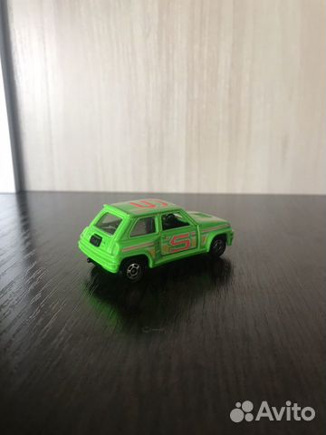 Модель Tomica Renault 5 Turbo Модель Tomica Renault 5 Turbo