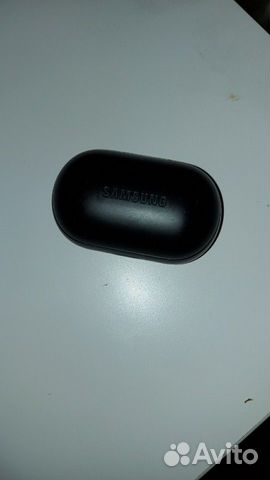 Samsung Gear IconX Samsung Gear IconX