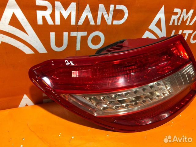 Фонарь левый Mercedes C-Class W204 2006-2011