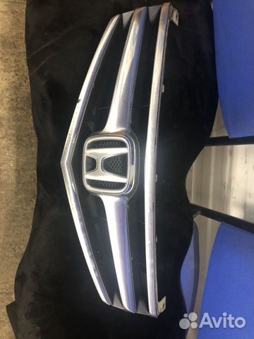 Решетка радиатора Honda Accord 7