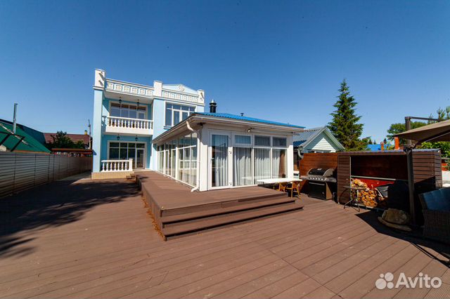 Коттедж 300 м² на участке 5 сот. Коттедж 300 м² на участке 5 сот.