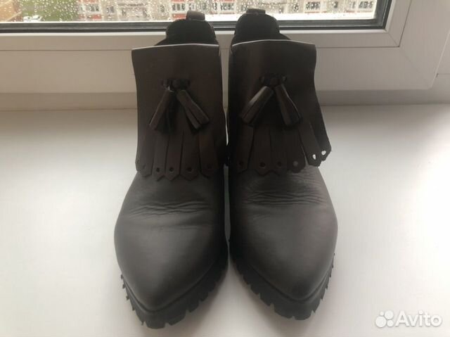 Осенние ботинки, две пары Осенние ботинки, две пары