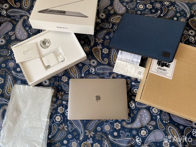 MacBook Pro 15 2018 512Gb на гарантии MacBook Pro 15 2018 512Gb на гарантии