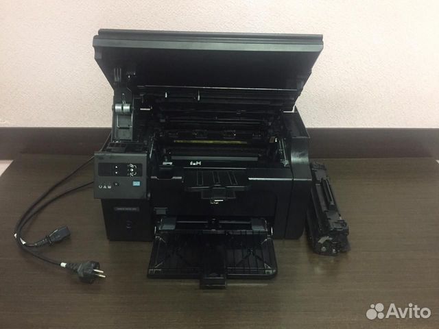 Мфу принтер HP M1132 Мфу принтер HP M1132