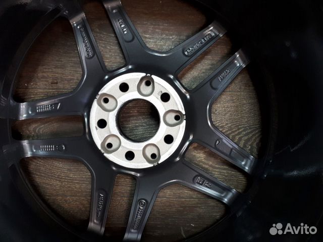 Компоект R19 Mercedes AMG Оригинал 8,5 и 9,5 дюймо Компоект R19 Mercedes AMG Оригинал 8,5 и 9,5 дюймо