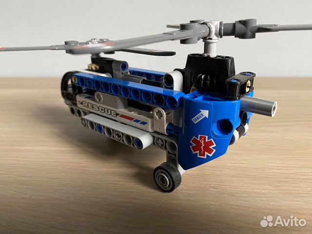 Lego Technic 42020 Двухроторный вертолёт