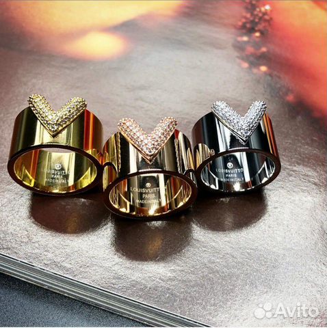 Кольцо Louis Vuitton Кольцо Louis Vuitton