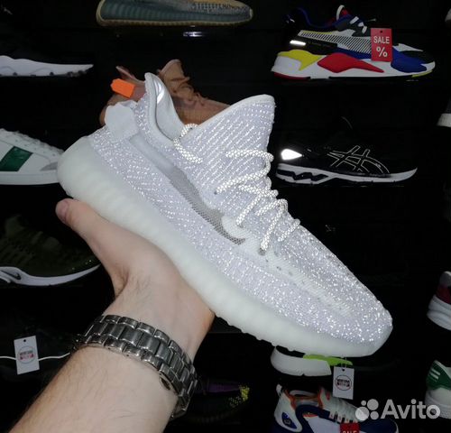 Кроссовки мужские Адидас Yeezy Boost 350 V2 Кроссовки мужские Адидас Yeezy Boost 350 V2