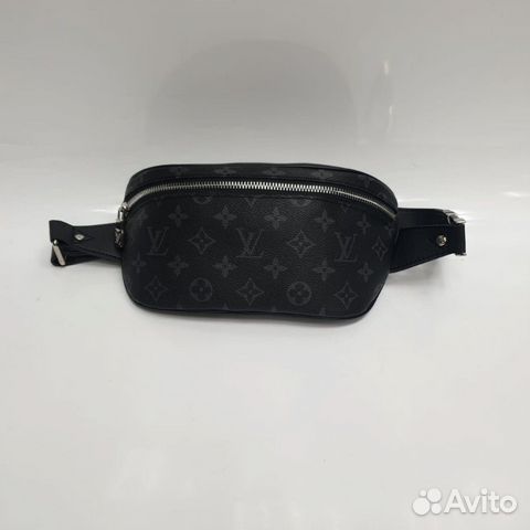 Новая поясная сумка Louis Vuitton Campus Новая поясная сумка Louis Vuitton Campus