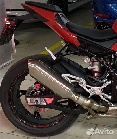 Глушитель BMW S1000RR Глушитель BMW S1000RR