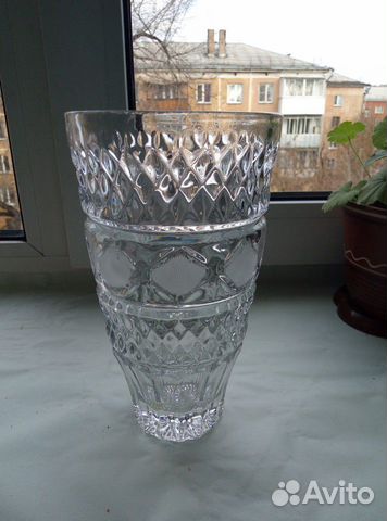 Хрустальная ваза
