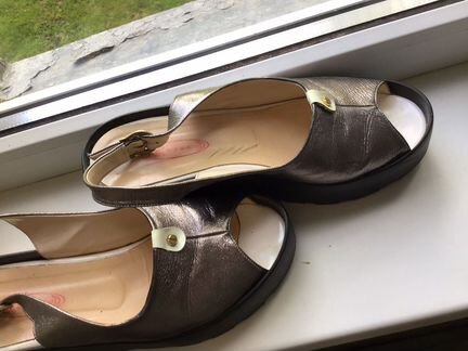 Сабо на платформе