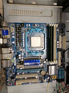 Материнская плата с процессором и памятью