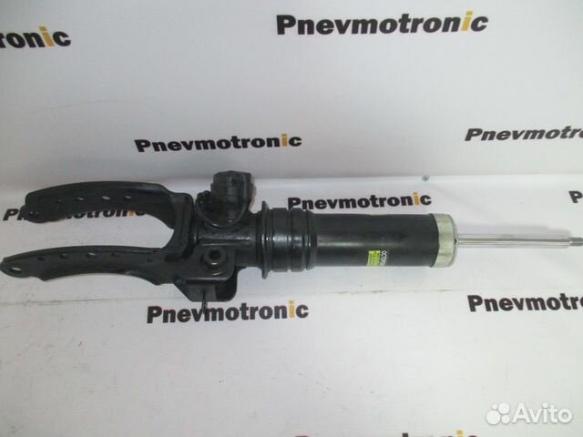 Порш каен передний амортизатор правый