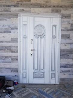 Входные двери двухстворчатые художественная резьба