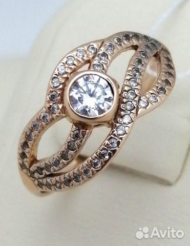 Кольцо / размер 19 / 2,69г / Золото585 / фианиты к