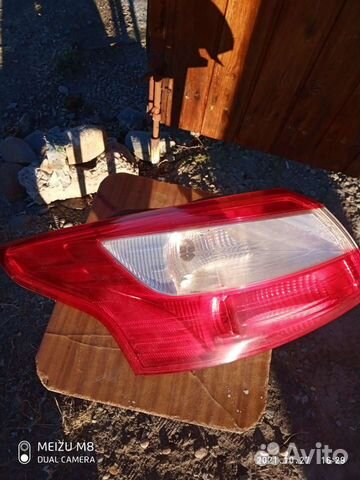 Продам.задний.фонарь.форд