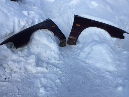 Крыло переднее левое Mazda 626 GE 91-97 гг