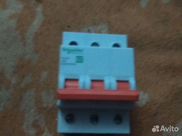 Автомат трёх фазный Шнайдер купить в Солнечногорске | Товары для дома и ...
