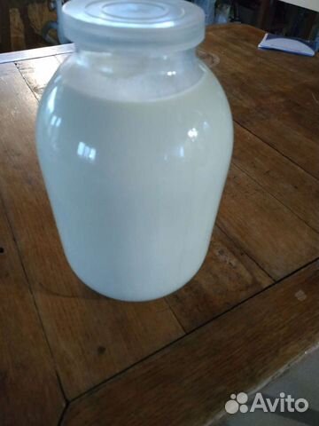 Молоко коровье домашнее