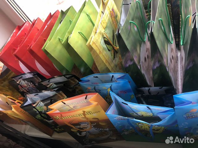 Пакеты подарочные