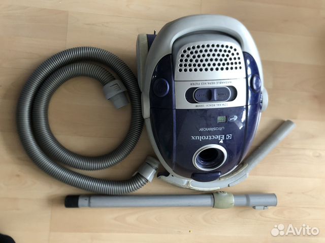 Пылесос Electrolux UltraSilencer на запчасти