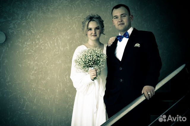 Фото Видео в 4К свадьбы-предметная видеообложка 3D