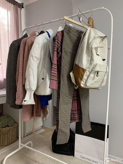 Куртка, платье, брюки: Cropp, H&M