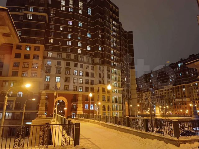 3-к. квартира, 70 м², 17/17 эт.