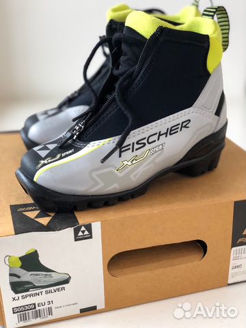 Продам детские лыжные ботинки