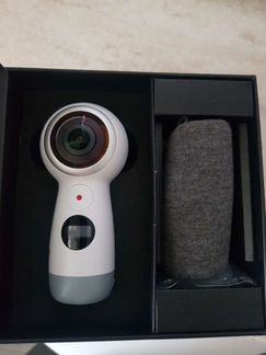 Видеокамера Samsung gear 360