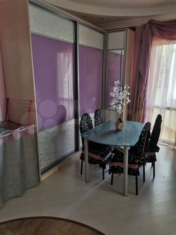 2-к. квартира, 61 м², 3/16 эт.