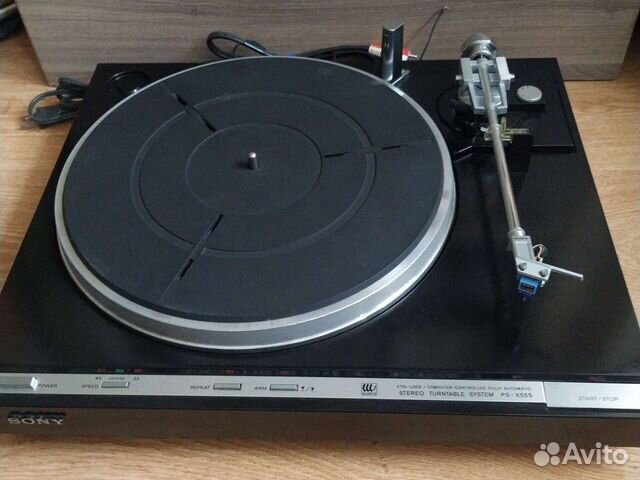 Проигрыватель винила 