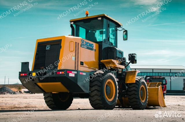 Фронтальный погрузчик XCMG LW330RU, 2023