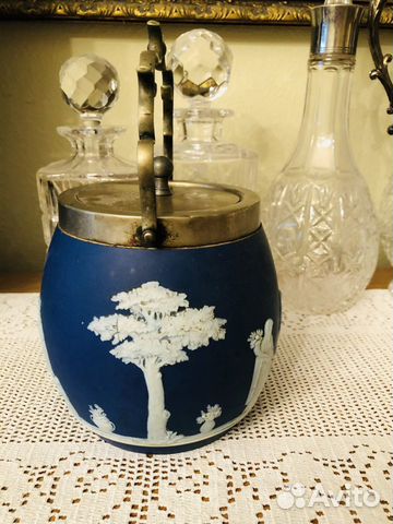 Wedgwood. Бисквитница. Аннлия 1898-1929 гг