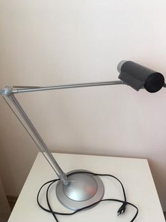 Светильник настольный