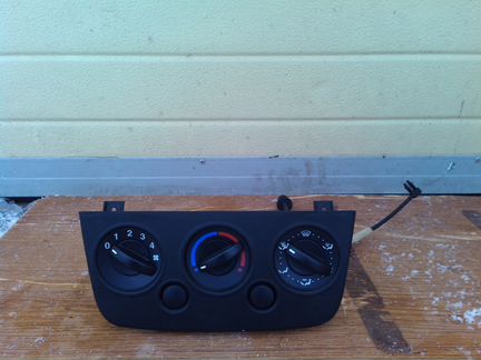 Форд Фьюжен-переключатель печки