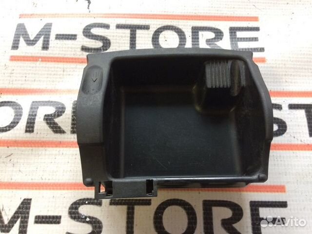 Пепельница Mercedes-Benz C-Class W203 271.946 2003