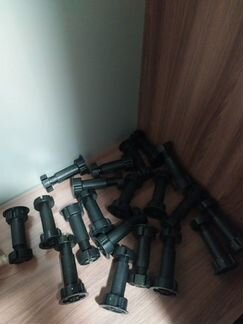 Регулируемые ножки для кухонных тумб