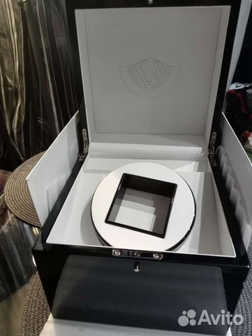 Шкатулка для часов с автоподзаводом