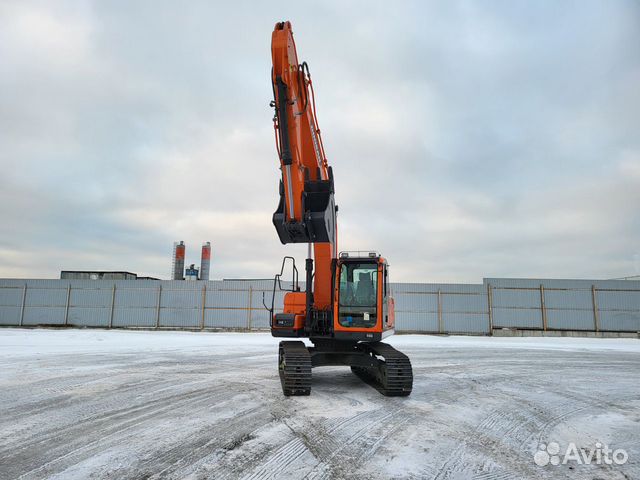 Гусеничный экскаватор DOOSAN DX180LC, 2023