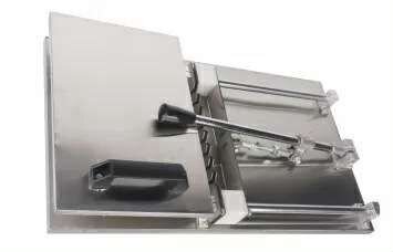 Нанизыватель шашлыка на шпажки