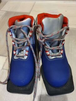 Лыжные ботинки spine