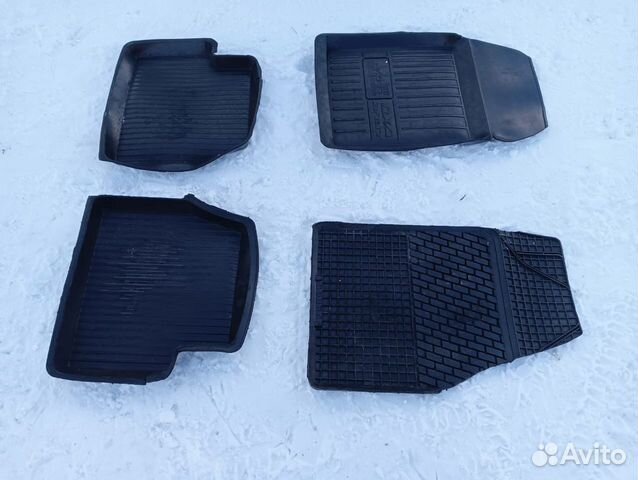 Коврики резиновые в авто