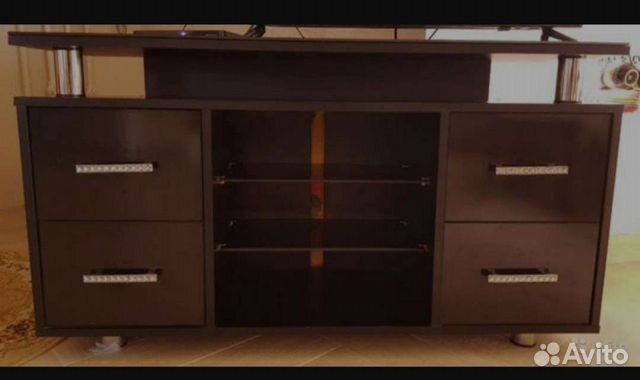 Подставка под телевизор