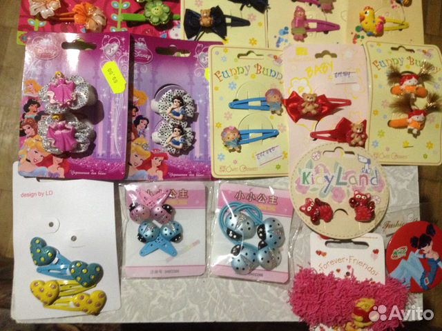 Наборы заколок и резинок