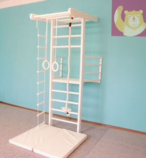 Спортивная шведская стенка