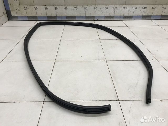 Уплотнитель (внутри) SX4 2006-2013