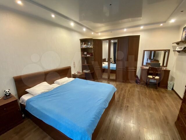 2-к. квартира, 73 м², 2/9 эт.