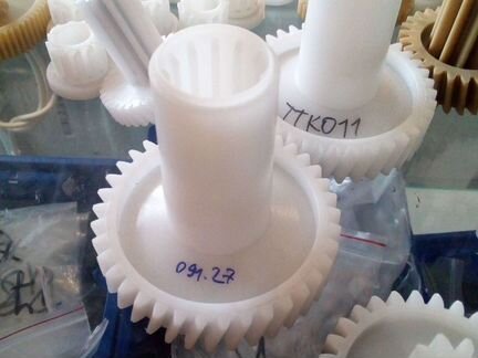 Шестерня для мясорубки Bosch MFW 3520W